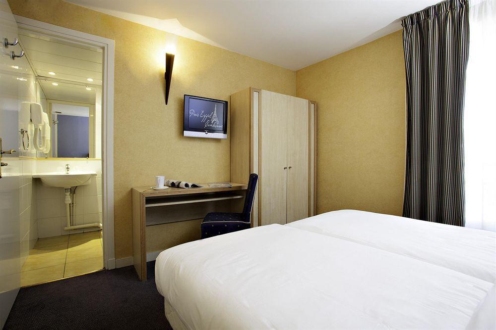 Ibis Styles Paris Eiffel Cambronne Hotel Szoba fotó